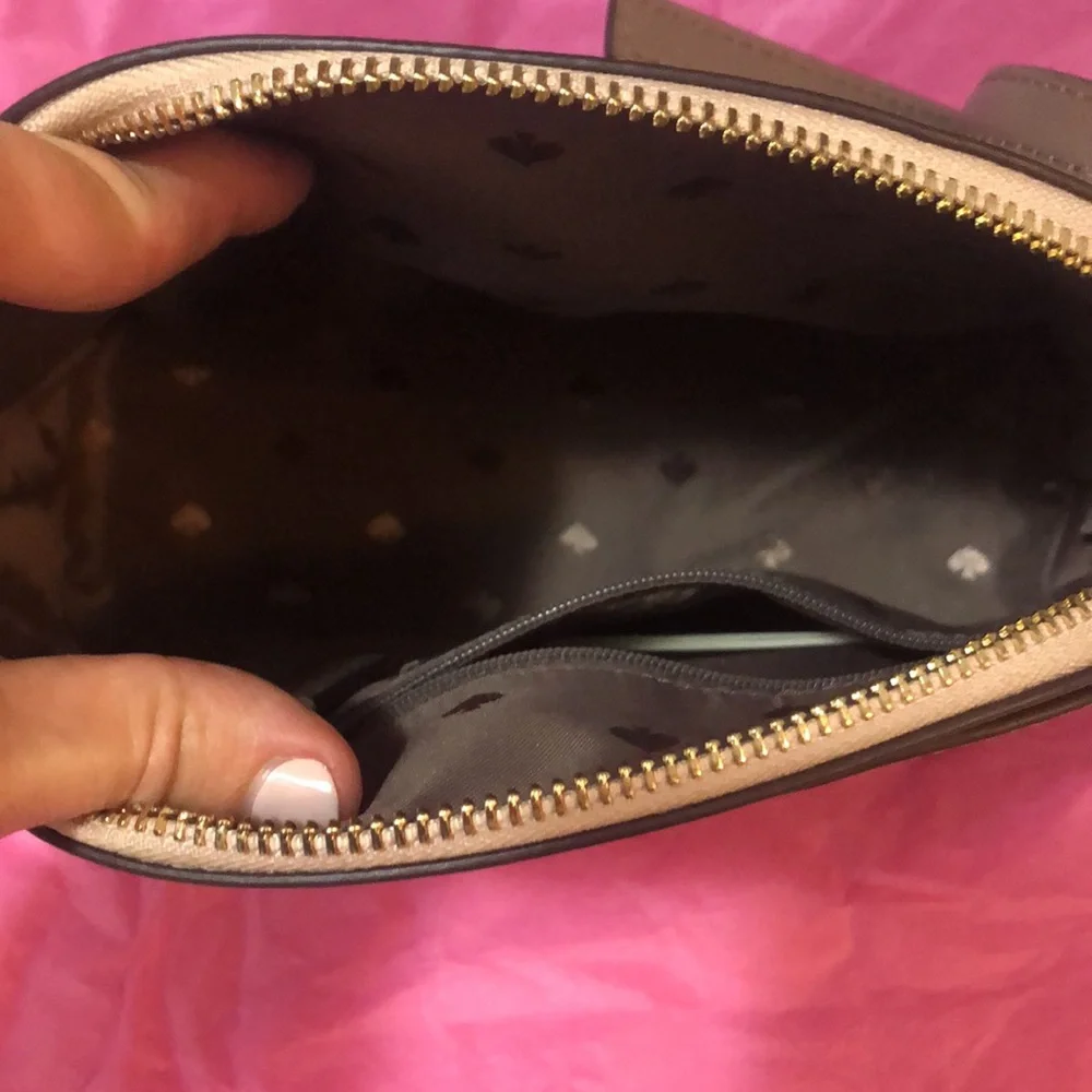 Kate Spade Crossbody - Picture 3 of 4